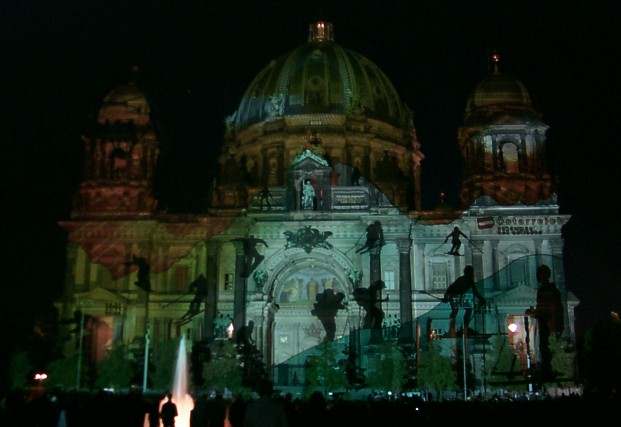 Berliner Dom mit Festival of Lights Beleuchtung - Oktober 2012