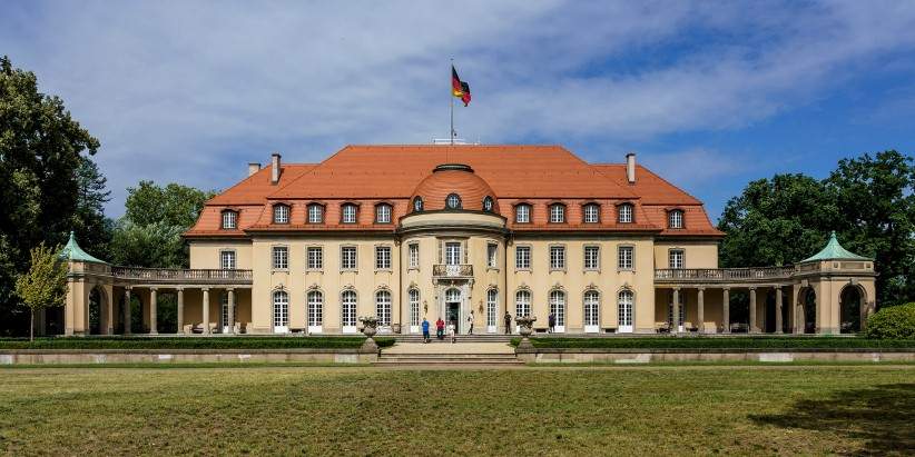 Auf der "Halbinsel Reiherwerder" in Berlkin-Tegel, befindet sich die Villa Borsig.