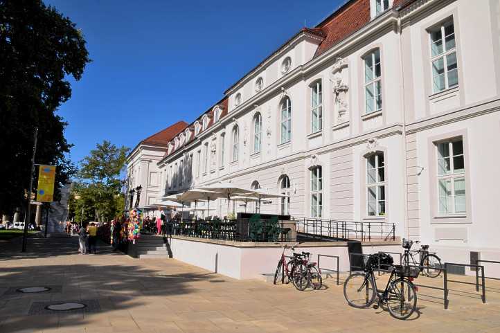 Palais Populaire - Prinzessinnenpalais - neben Kronprinzenpalais.