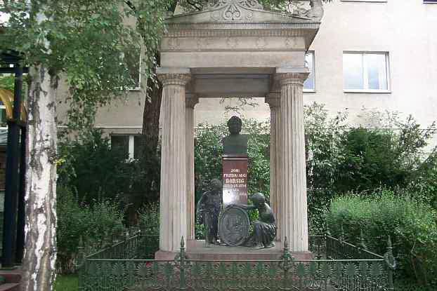 Restauriertes Grabmal von August Borsig