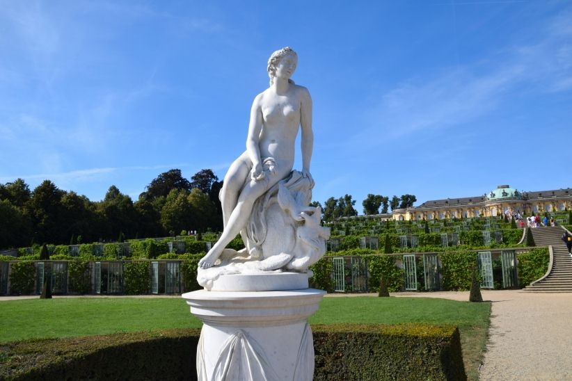 Aphrodite / Venus - Fontänenrondell Sanssouci.
