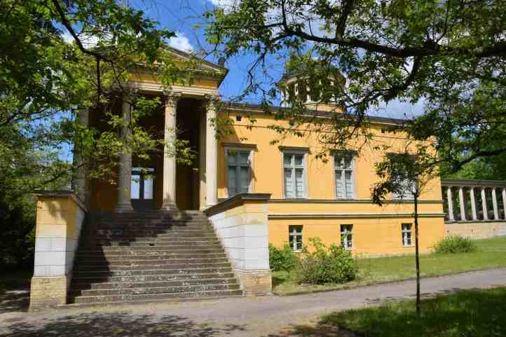 Schloss Lindstedt - außerhalb von  Park Sanssouci.