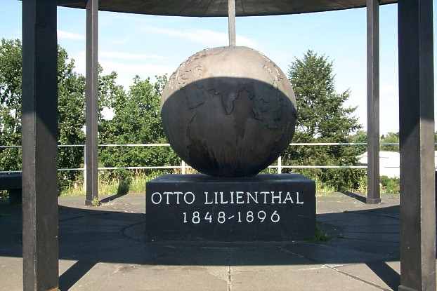Fliegeberg in Berlin-Lichterfelde-Ost Otto-Lilienthal-Gedenksttte