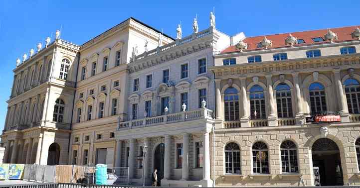 Die Neubauten der Palazzos am Alten Markt