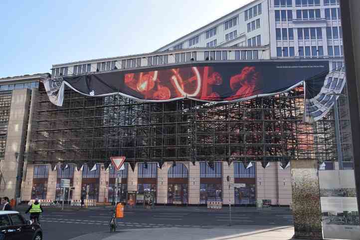 Reklame Gebäude am Leipziger Platz.