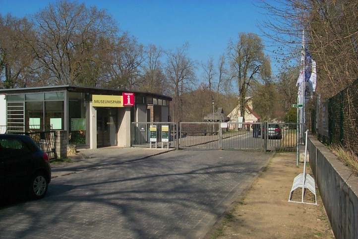 Eingangspavillon vom Rüdersdorfer Kalkbergwerk.