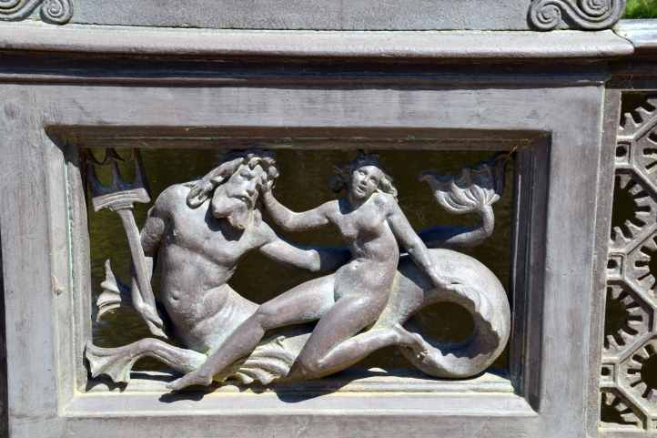 Tritonen-Relief im Geländer der Tritonenbrücke - Sanssouci.