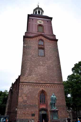 Kirchturm der St. Nikolaikirche in Spandau.