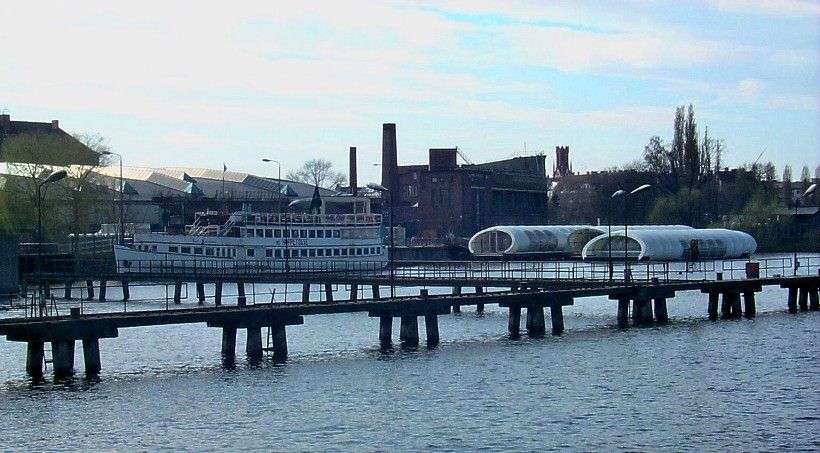 Badeschiff - Freizeitbad - in der Spree, an der Eichenstr. 4, 12435 Berlin / Alt-Treptow