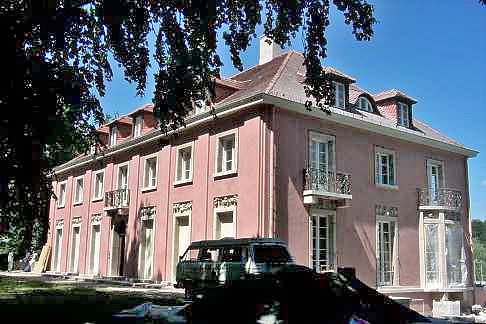 Churchill Villa
