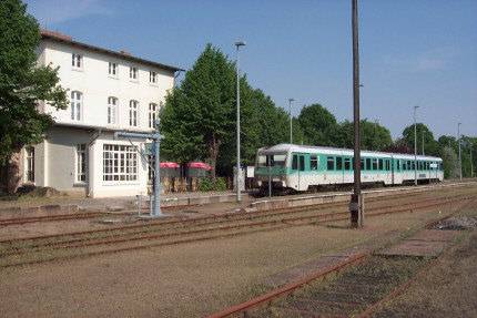 Regional Bahnhof - Rheinsberg - Mai 2000